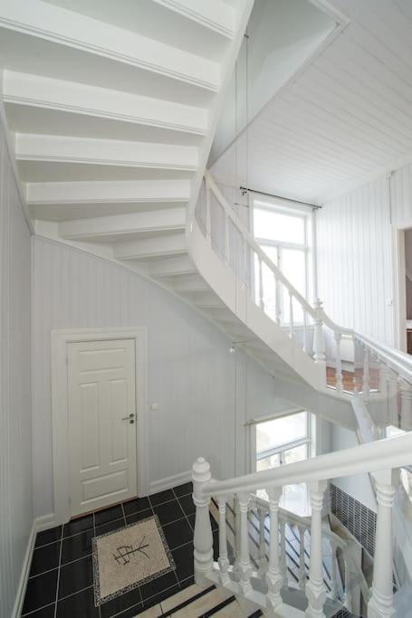 Enter Tromso - Exclusive 4 Bedroom Villa Exterior foto